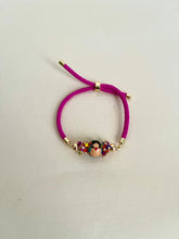 Cargar imagen en el visor de la galería, Pulsera de cordón fucsia Estelita Montuna
