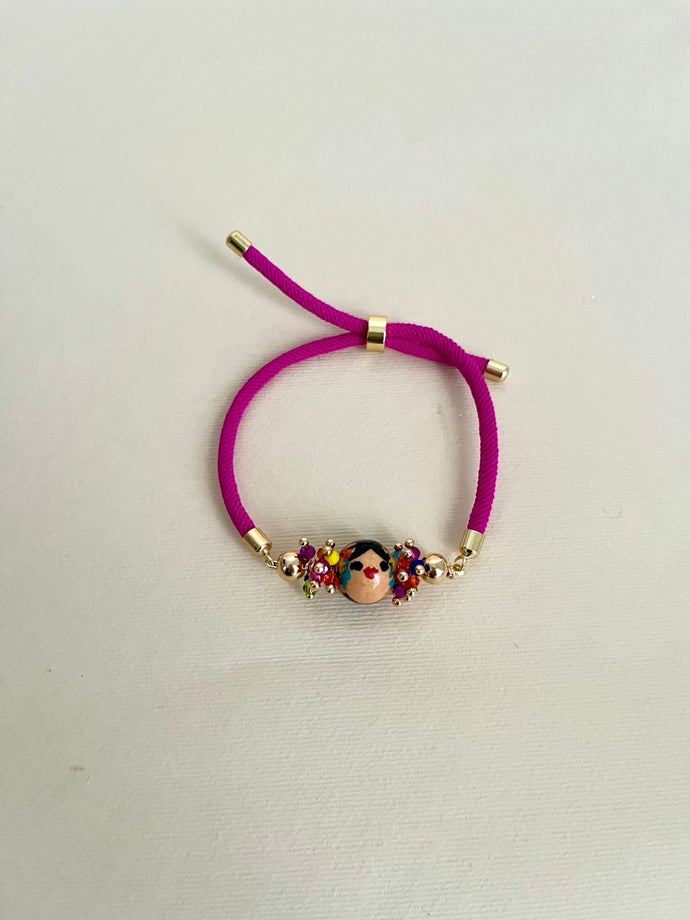 Pulsera de cordón fucsia Estelita Montuna